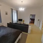 Apartment Krizkov Dom