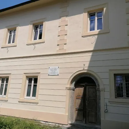 Krizkov Dom Apartman *
