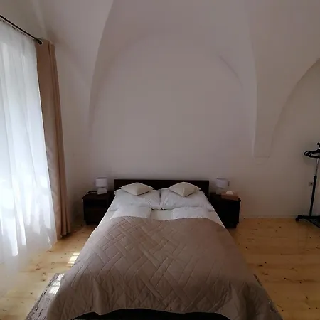 Krizkov Dom شقة كرمنيتسا