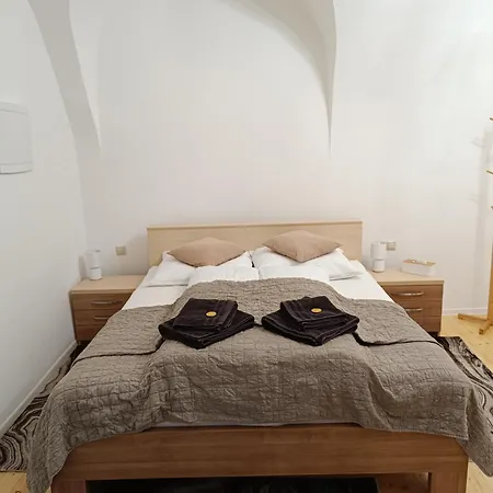 Krizkov Dom Apartment