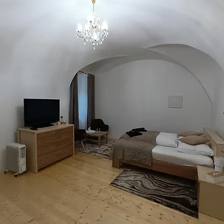Krizkov Dom *