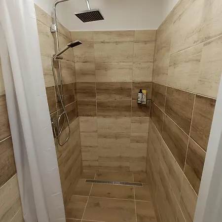 Krizkov Dom Apartman *